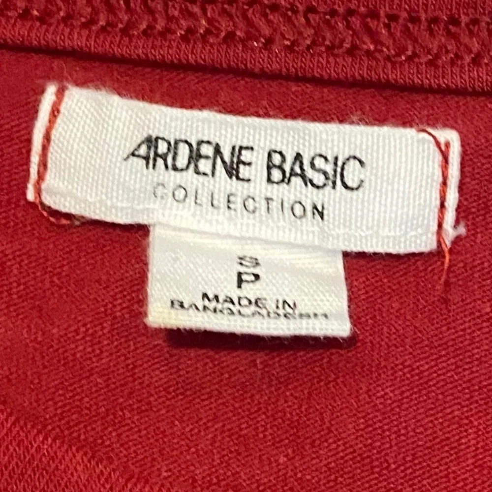 NEW Ardene Basic Collection Crop Top - Picture 3 of 6